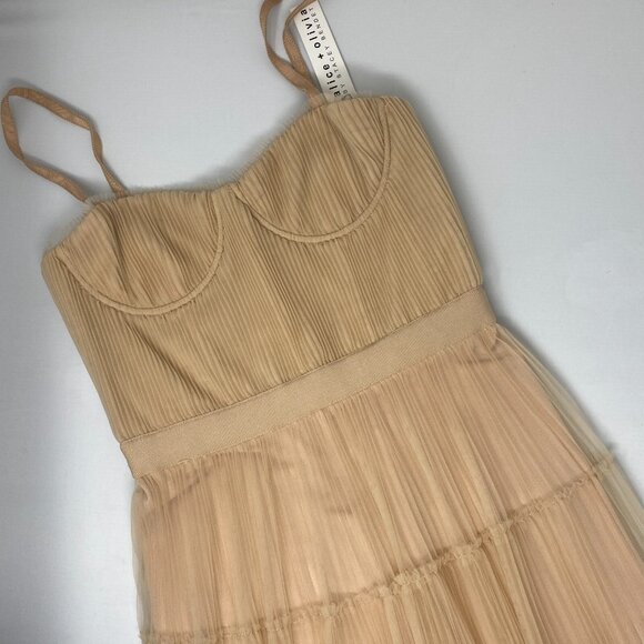 Alice + Olivia Deena Pleated Almond Maxi Dress With Hot Pant 0 NWT $660 - Picture 8 of 13